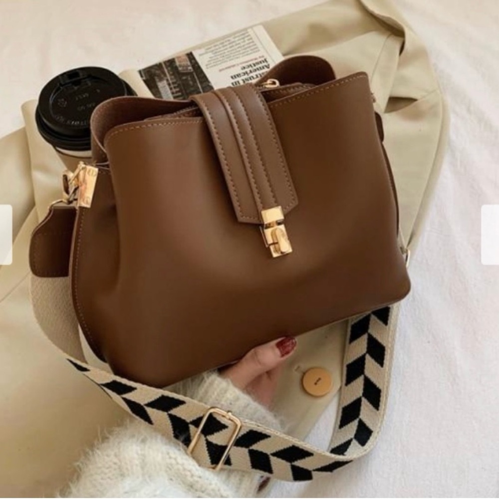 Ivy & Taylor crossbody